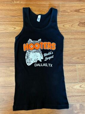 Hooters Black Ribbed Tank Top with White Tag Logo